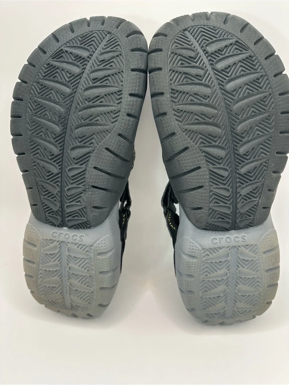 Crocs Swiftwater Black Mesh Fisherman Deck Sandals Men's size 10 Strap